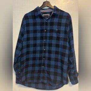 Men’s Blue and Black Plaid Flannel Shirt
